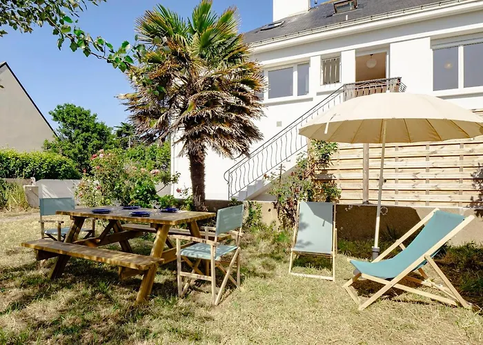 Appt Confort & Jardin A Quelques Pas De La 公寓 *